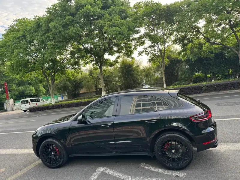 2017 Macan 2.0T — миниатюра 4