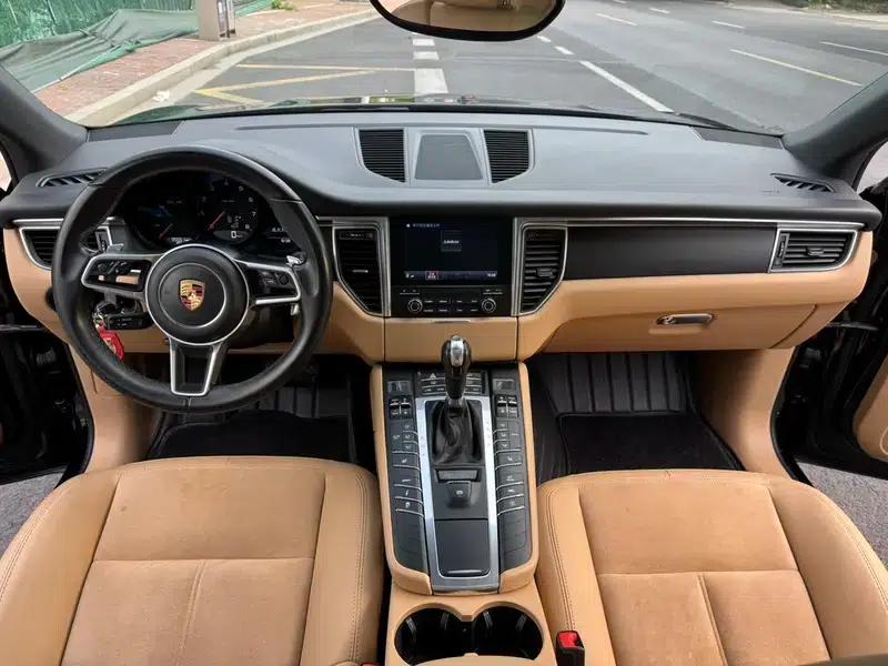 2017 Macan 2.0T — миниатюра 9