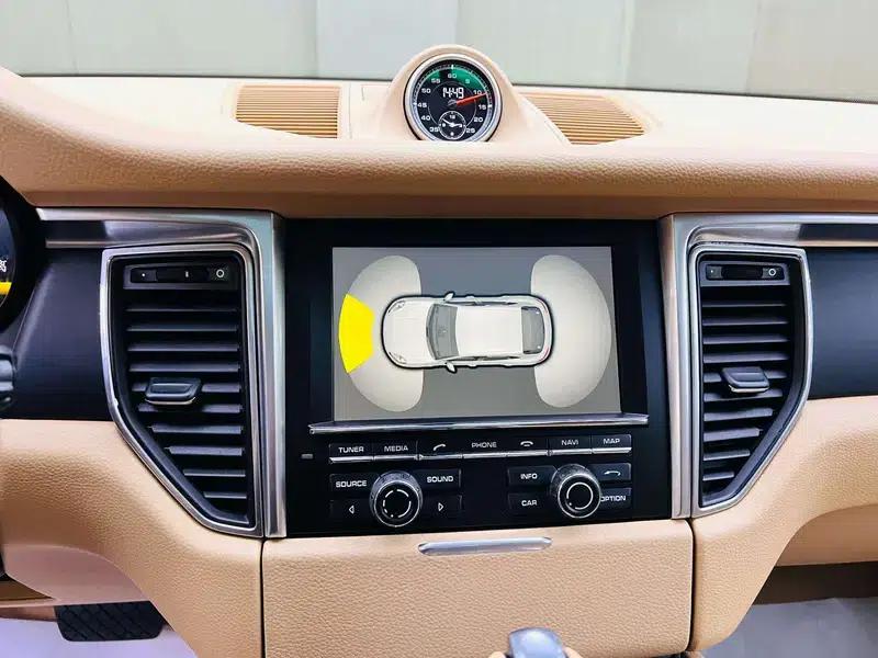 2014 Macan 2.0T — миниатюра 8