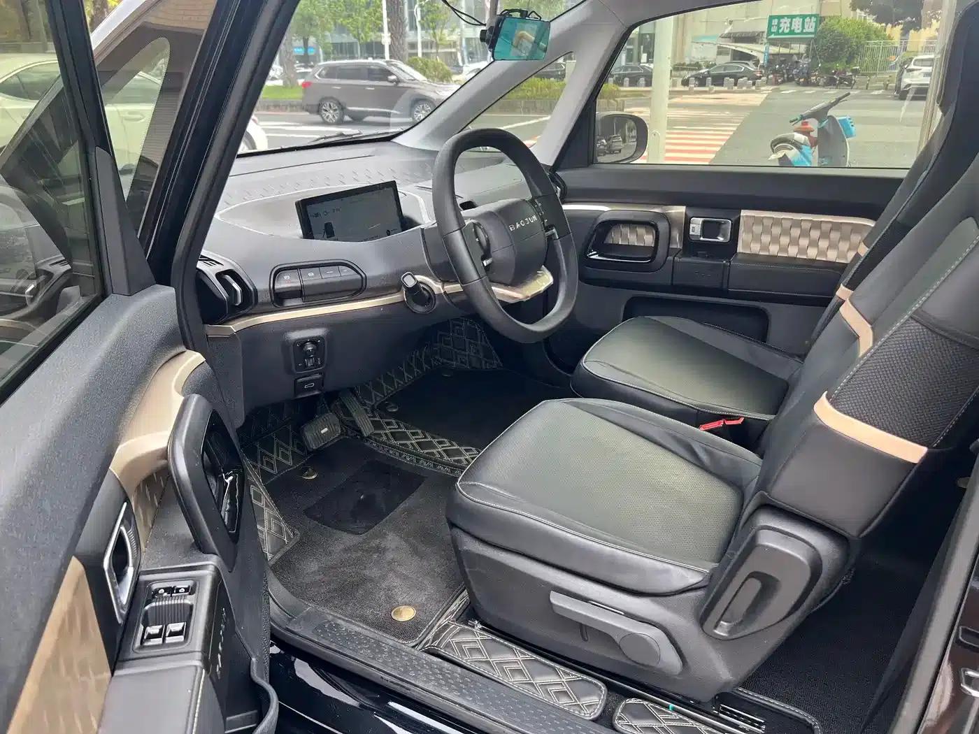 Baojun KiWi EV 2021 Artist Edition Lithium Iron Phosphate — миниатюра 4