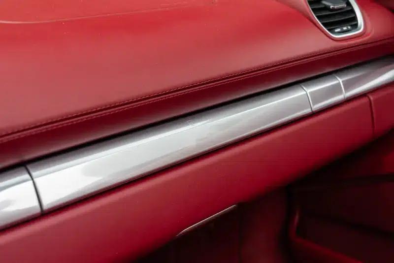 2020 Porsche 718 Boxster 2.0T — миниатюра 18