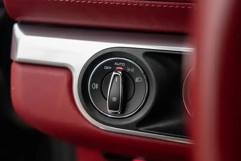 2020 Porsche 718 Boxster 2.0T — миниатюра 24