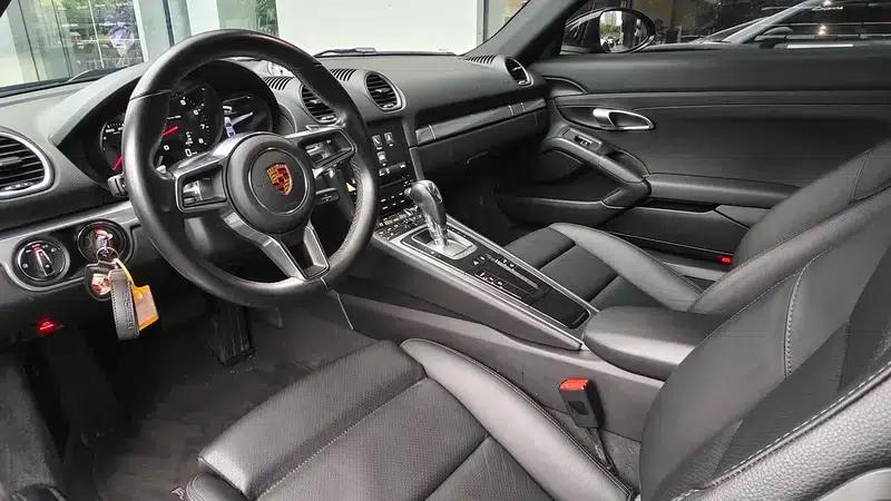 Porsche 718 Cayman 2016 2.0T — миниатюра 9