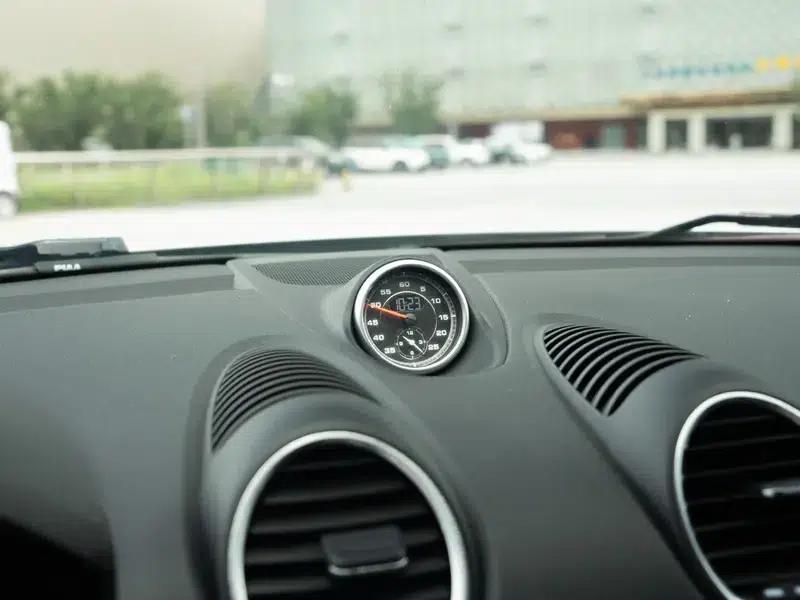 Porsche 718 Cayman 2020 2.0T — миниатюра 9
