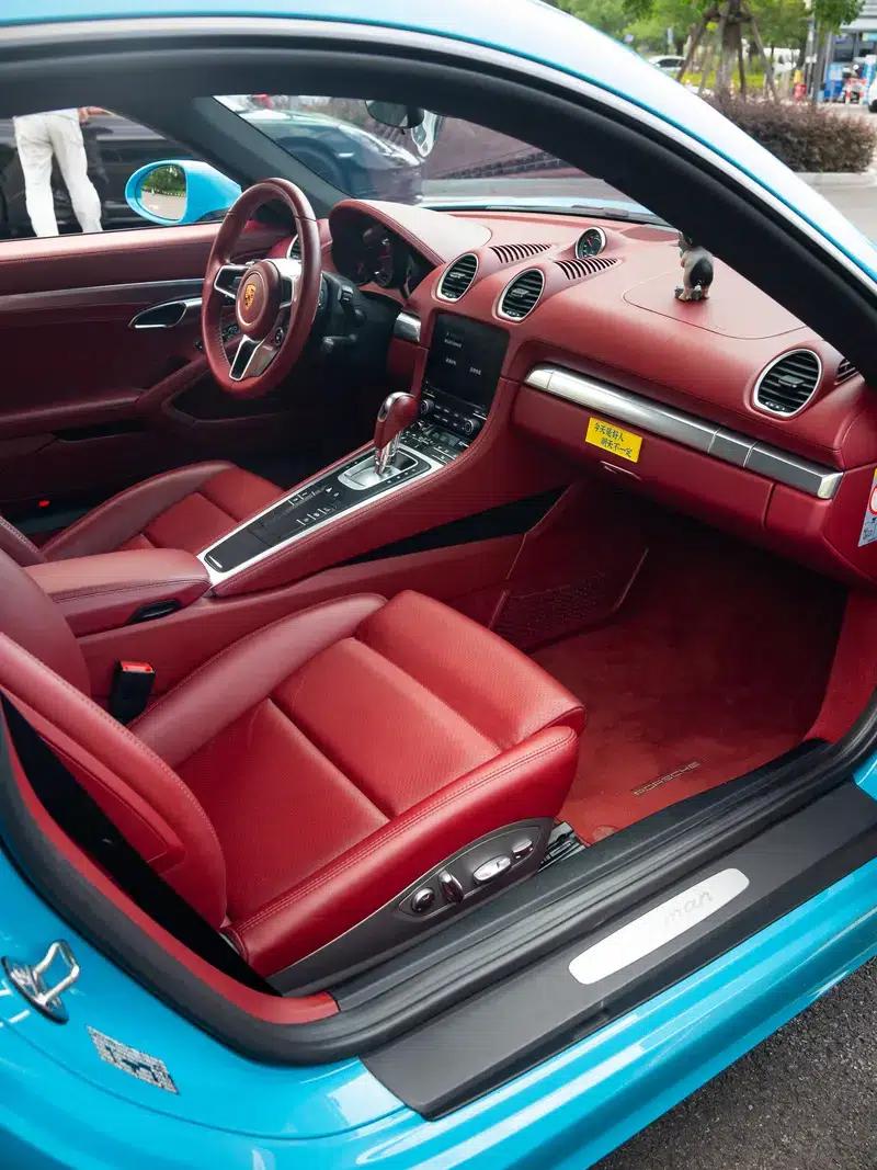 Porsche 718 Cayman 2018 2.0T — миниатюра 17