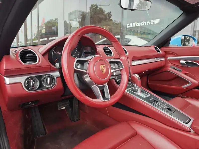 2018 Porsche 718 Boxster 2.0T — миниатюра 10