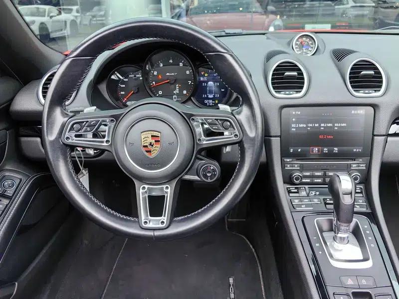 2023 Porsche 718 Boxster T — миниатюра 19