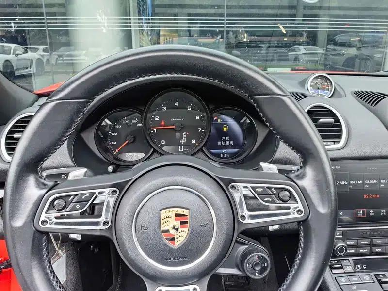 2023 Porsche 718 Boxster T — миниатюра 23