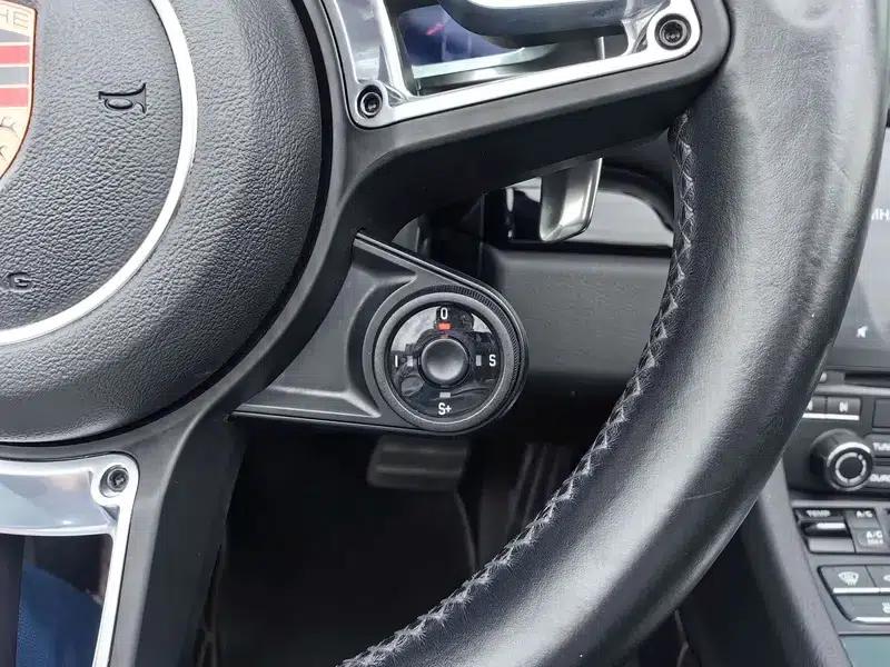 2023 Porsche 718 Boxster T — миниатюра 8