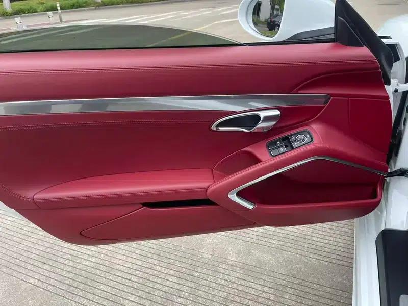 Porsche 718 Cayman 2016 2.0T — миниатюра 11