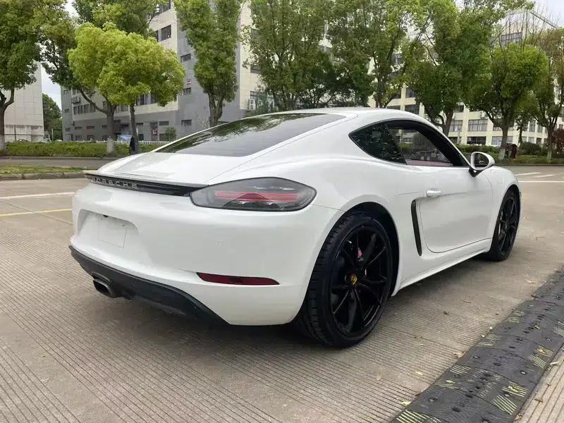 Porsche 718 Cayman 2016 2.0T — миниатюра 6