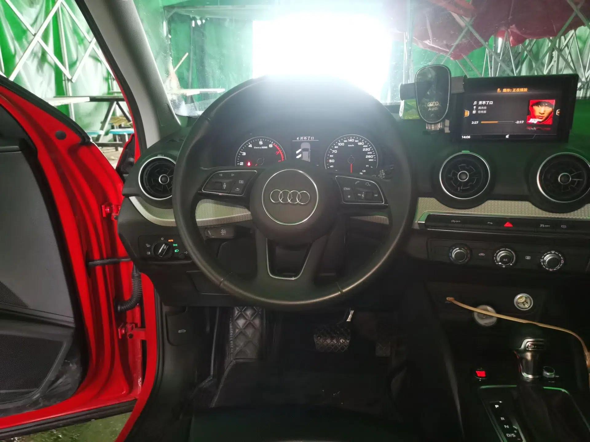 Audi Q2L 2020 35 TFSI Ambition Dynamic Edition — миниатюра 10
