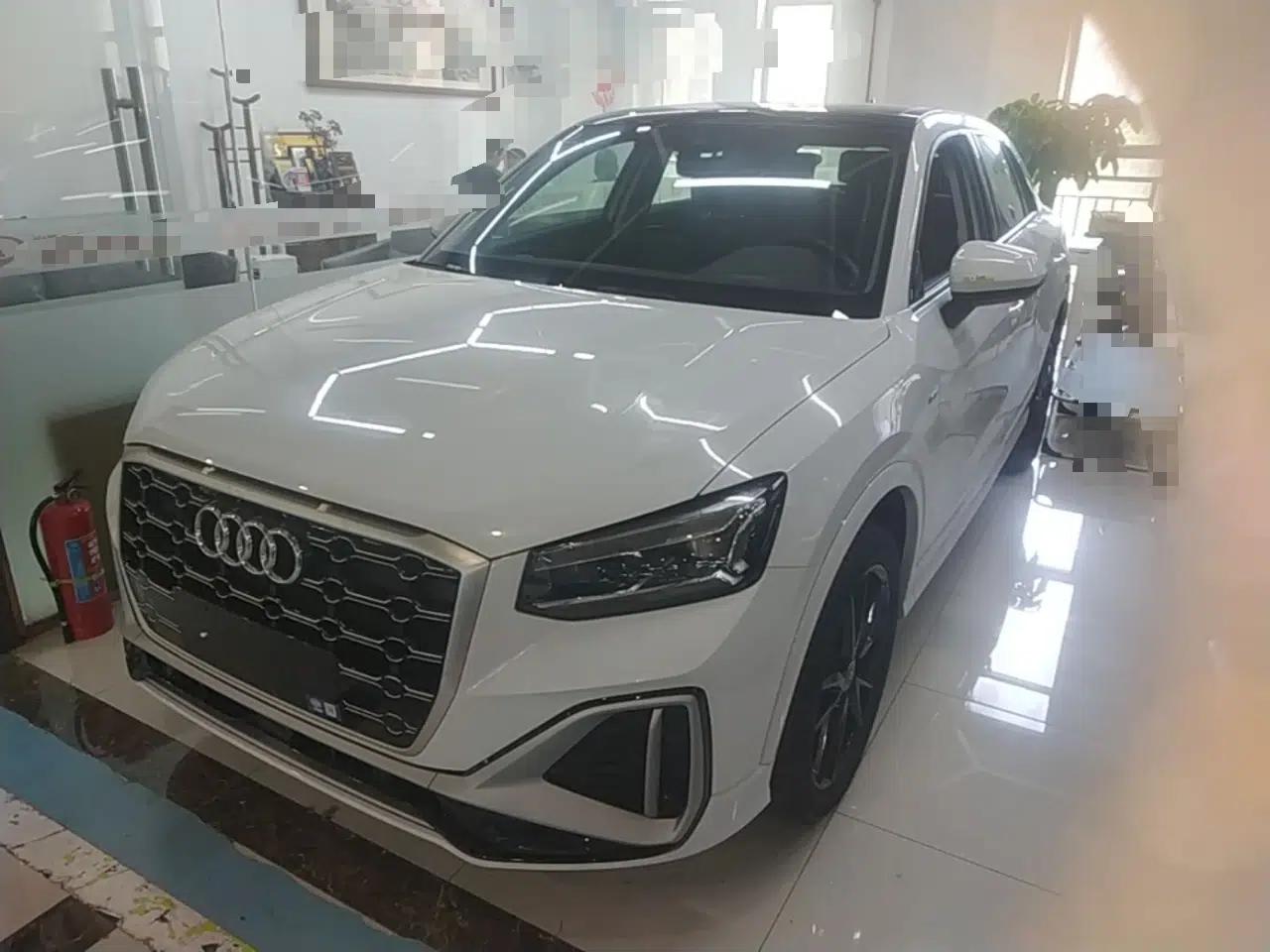 Audi Q2L 2022 35 TFSI Progressive Dynamic Edition — миниатюра 1