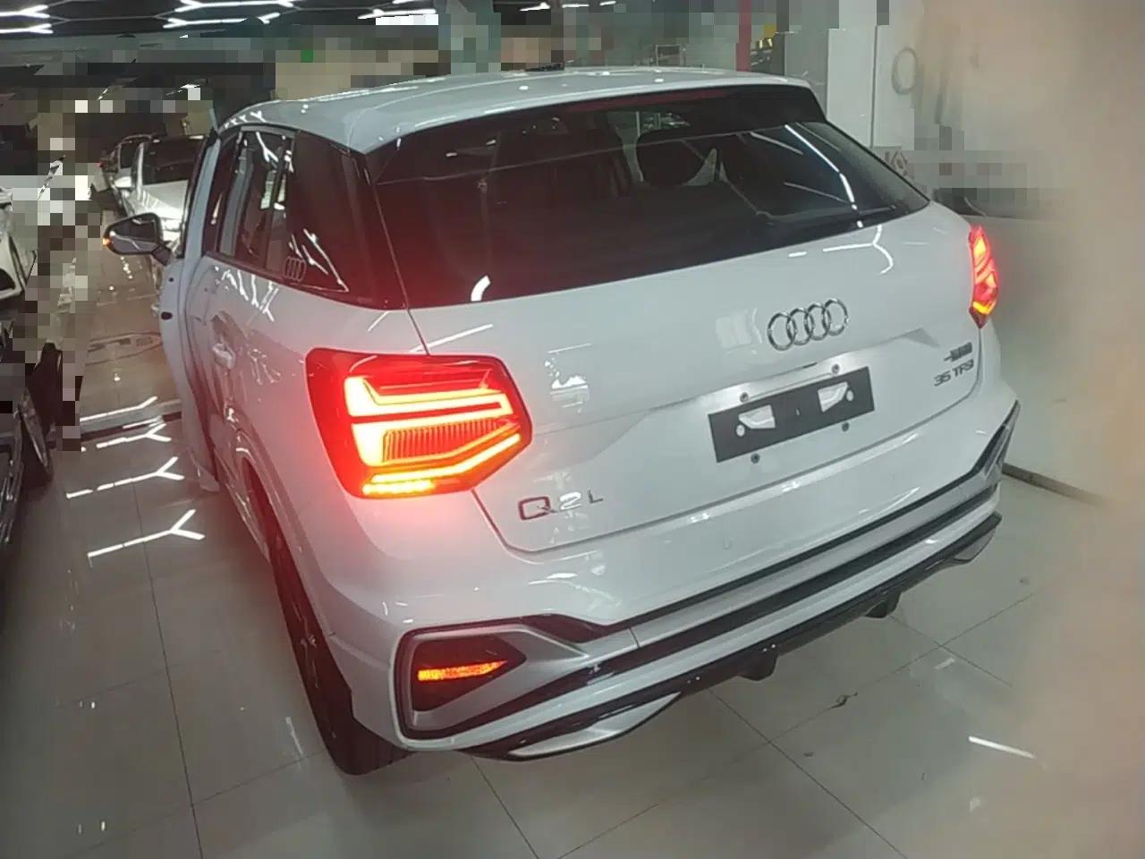 Audi Q2L 2022 35 TFSI Progressive Dynamic Edition — миниатюра 4