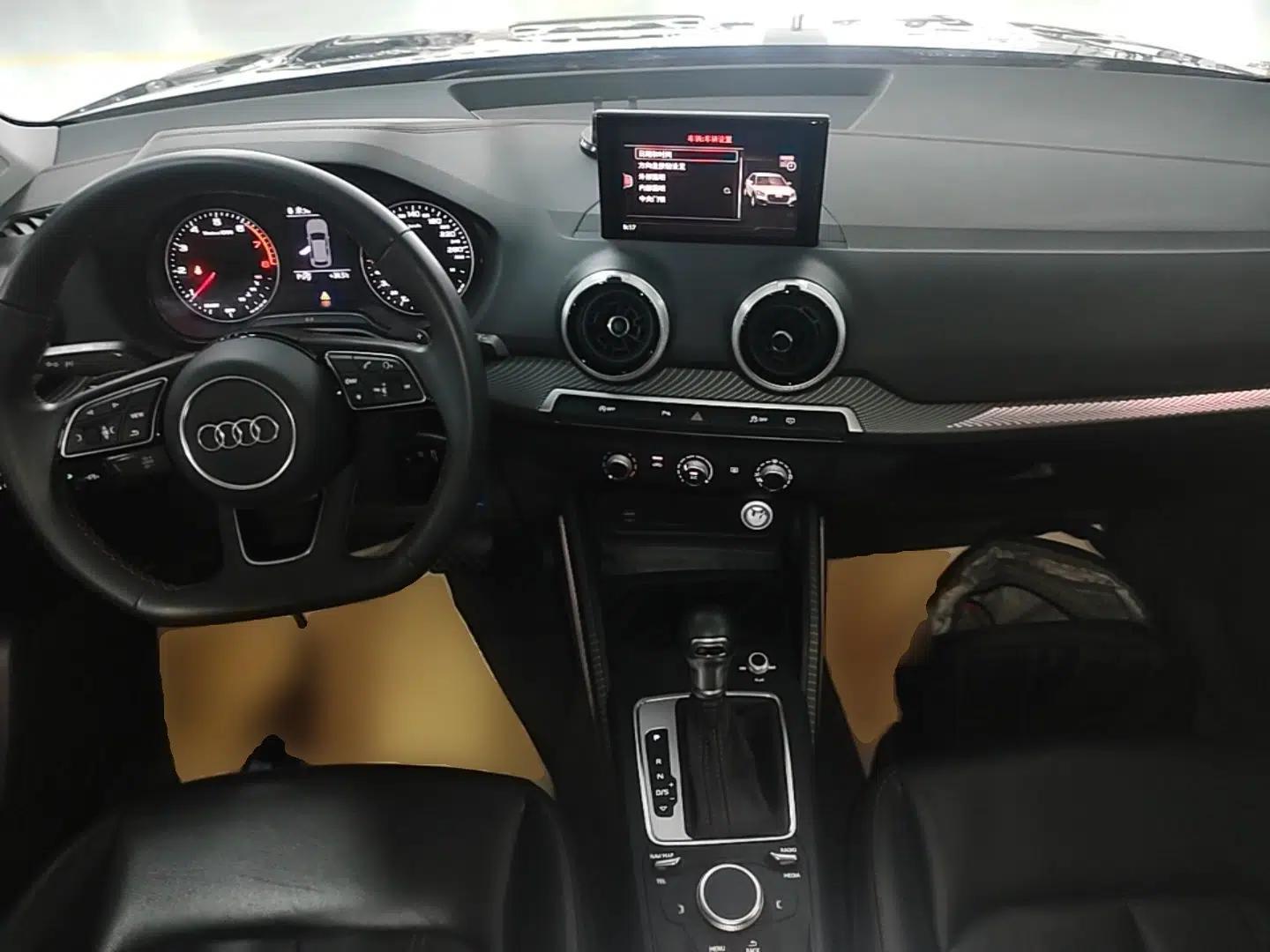 Audi Q2L 2022 35 TFSI Progressive Dynamic Edition — миниатюра 12