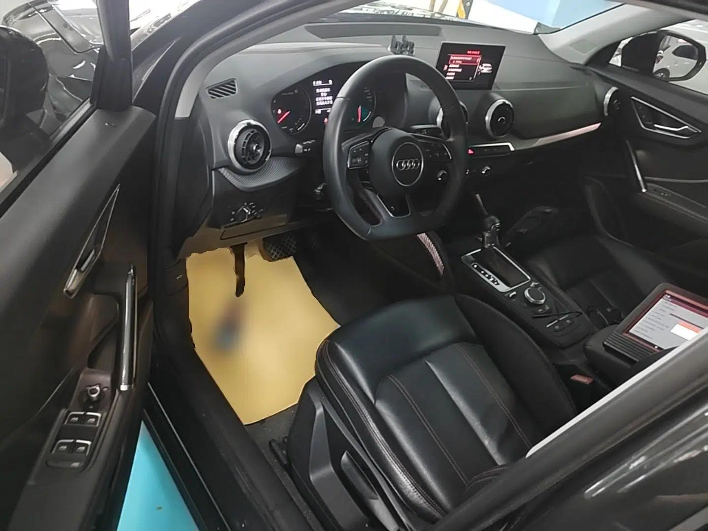 Audi Q2L 2022 35 TFSI Progressive Dynamic Edition — миниатюра 18
