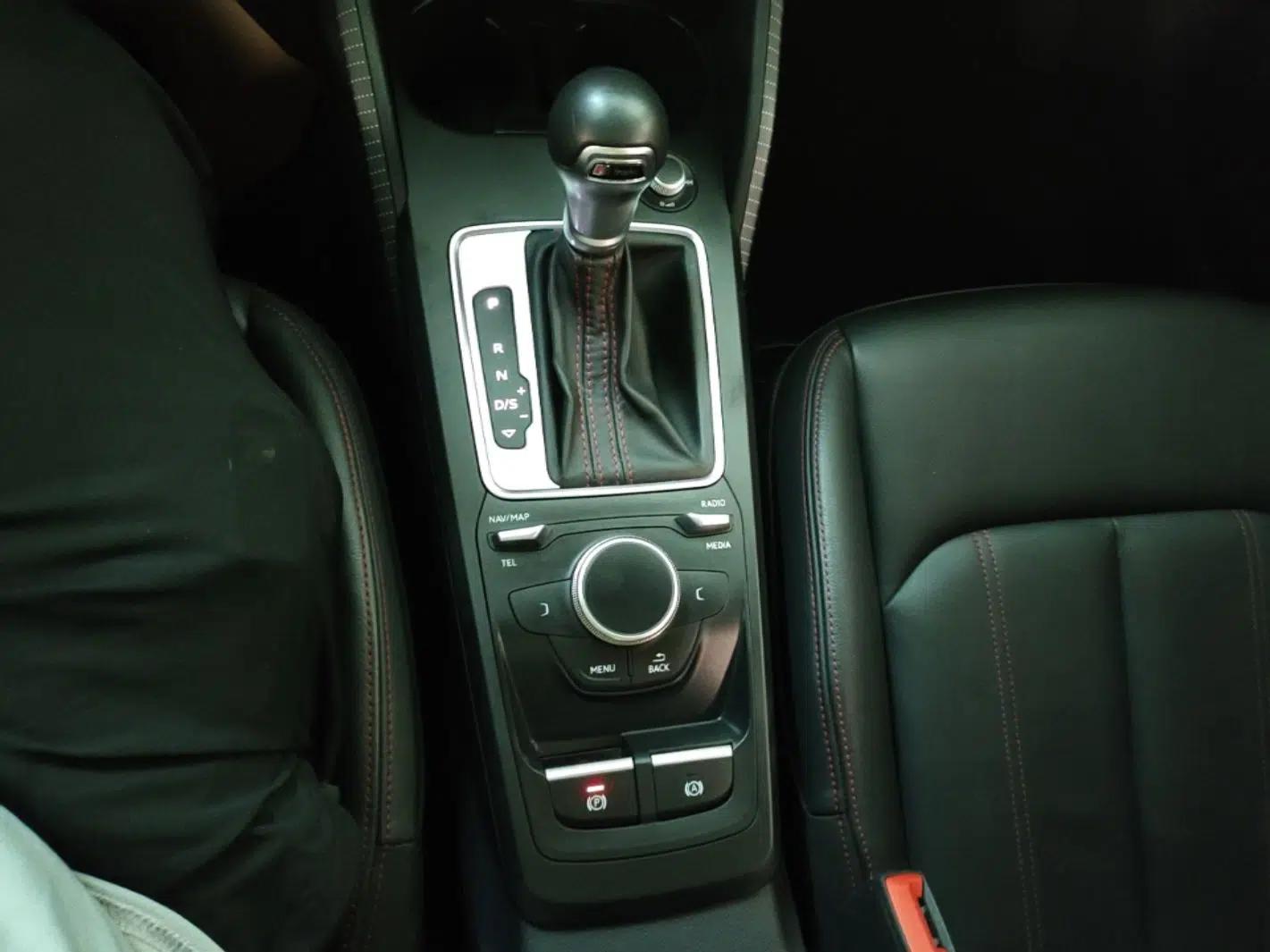 Audi Q2L 2022 35 TFSI Progressive Dynamic Edition — миниатюра 16