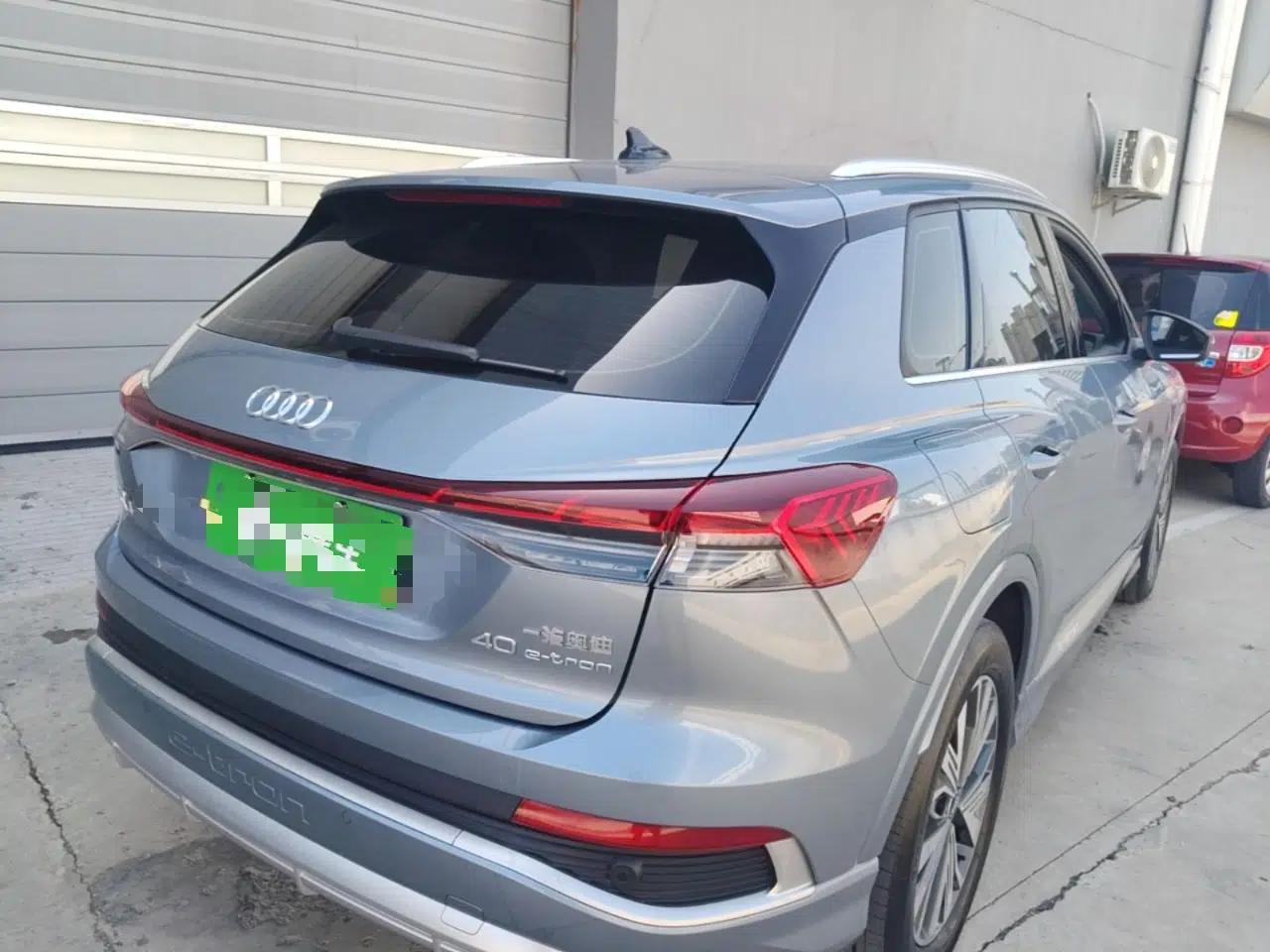 Audi Q4 e-tron 2022 40 e-tron Adventure Edition — миниатюра 6