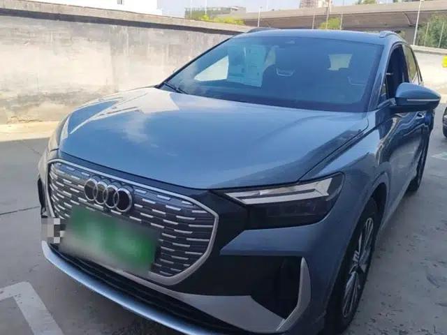 Audi Q4 e-tron 2022 40 e-tron Adventure Edition