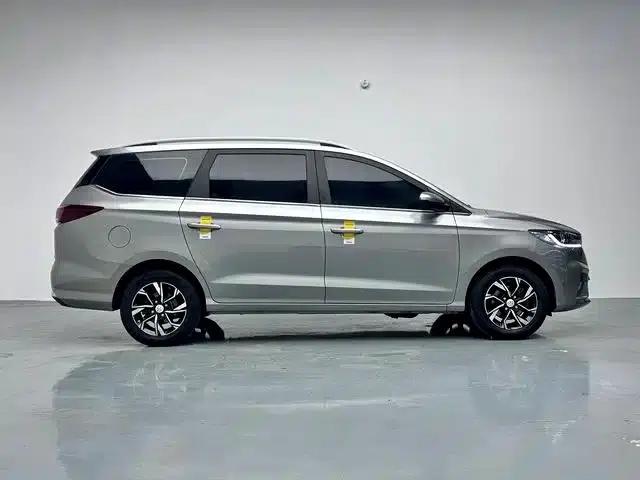 Baojun 360 2018 1.5L Manual Deluxe Edition (National V Emission Standard) — миниатюра 12