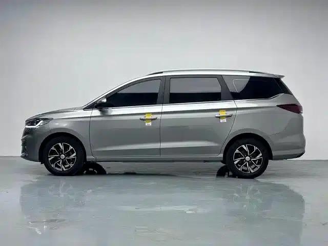 Baojun 360 2018 1.5L Manual Deluxe Edition (National V Emission Standard) — миниатюра 13