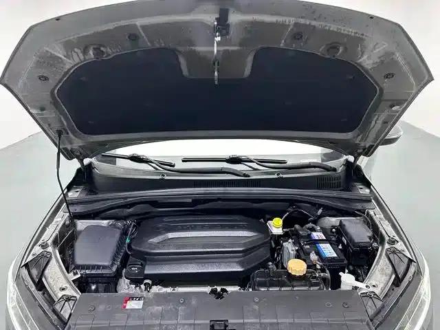 Baojun 360 2018 1.5L Manual Deluxe Edition (National V Emission Standard) — миниатюра 14