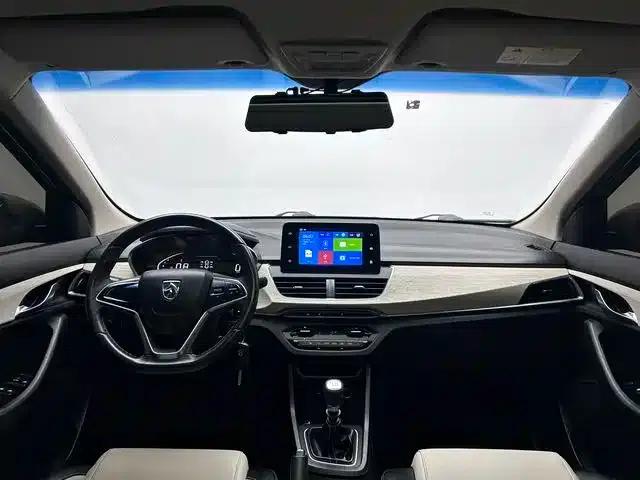 Baojun 360 2018 1.5L Manual Deluxe Edition (National V Emission Standard) — миниатюра 4