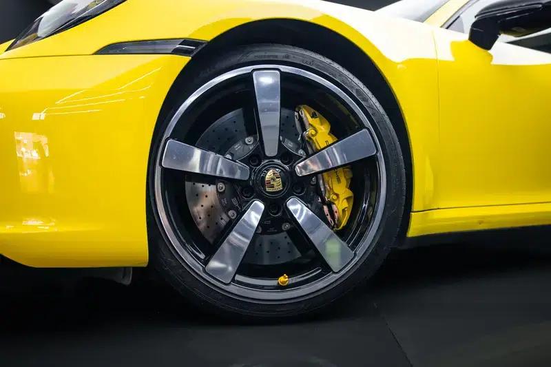 2022 Porsche 911 Carrera 3.0T — миниатюра 24