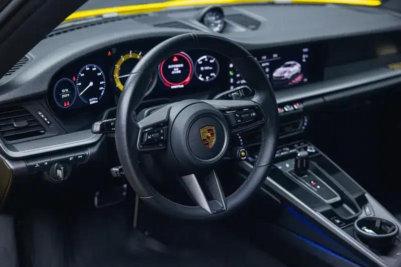 2022 Porsche 911 Carrera 3.0T — миниатюра 31