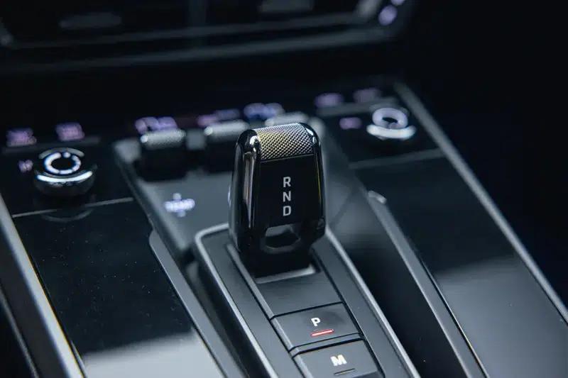 2022 Porsche 911 Carrera 3.0T — миниатюра 32