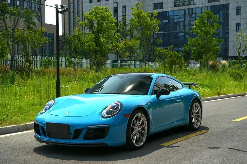 2017 Porsche 911 Carrera GTS 3.0T — миниатюра 1