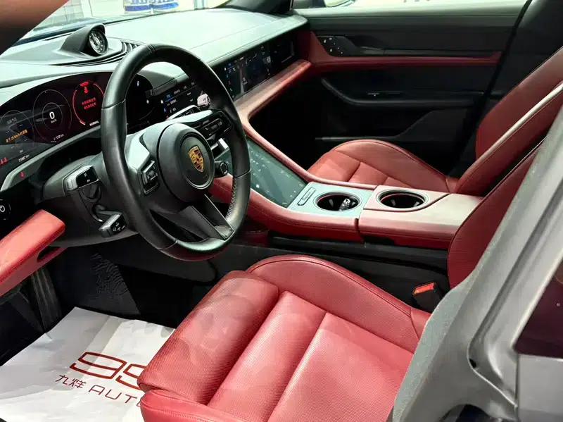 2022 Taycan Facelift — миниатюра 18