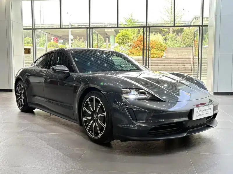 2022 Taycan Facelift — миниатюра 3
