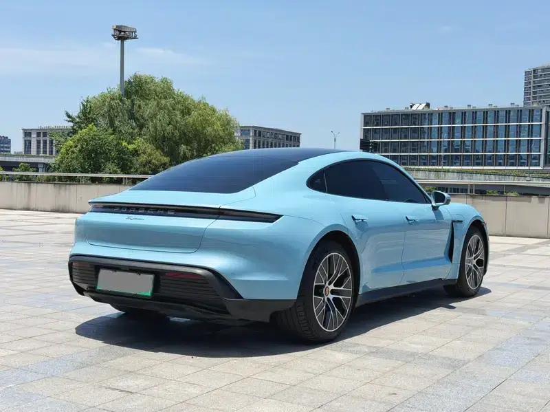 2022 Taycan Facelift — миниатюра 7