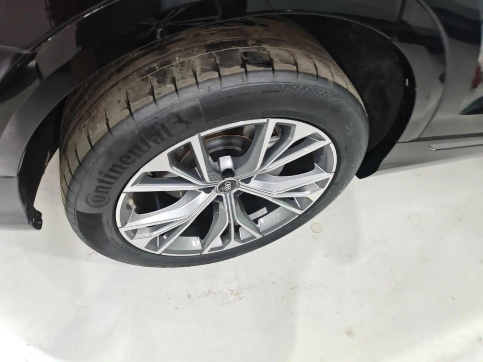 Audi Q8 2022 55 TFSI Luxury Dynamic Edition — миниатюра 11