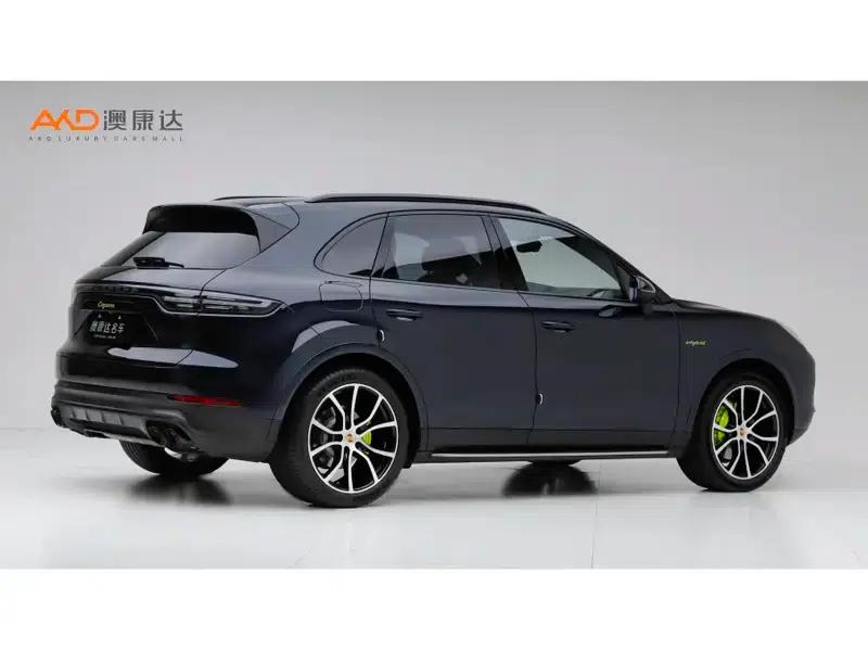 2023 Cayenne E-Hybrid 2.0T Platinum Edition — миниатюра 4