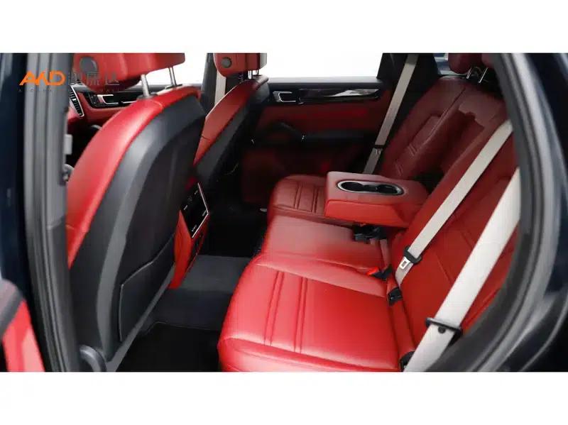 2023 Cayenne E-Hybrid 2.0T Platinum Edition — миниатюра 10