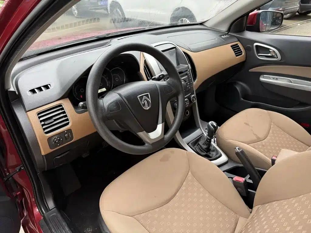 Baojun 630 2013 1.5L Manual Comfort Model — миниатюра 13