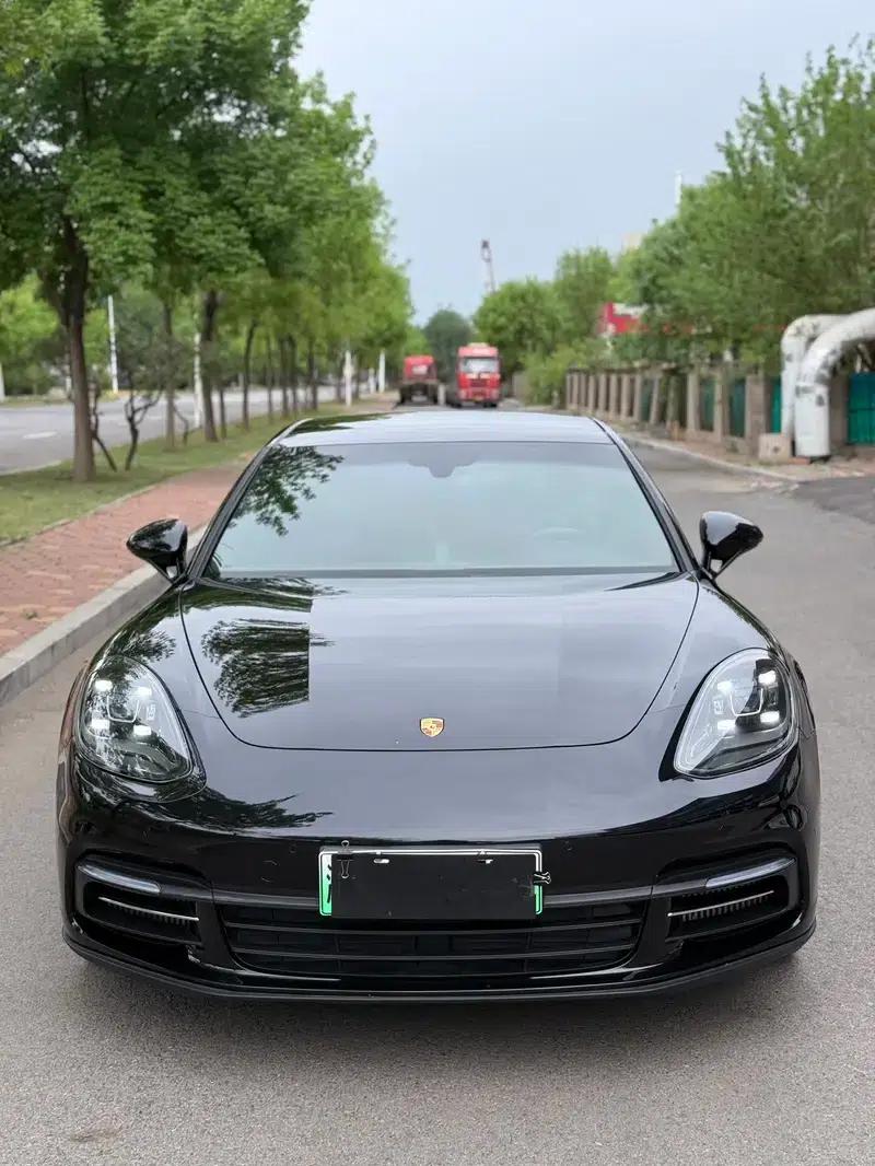 2017 Panamera E-Hybrid, Panamera 4 E-Hybrid Executive Long Wheelbase 2.9T — миниатюра 2