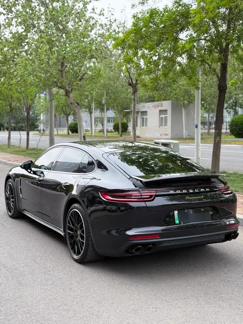 2017 Panamera E-Hybrid, Panamera 4 E-Hybrid Executive Long Wheelbase 2.9T — миниатюра 3