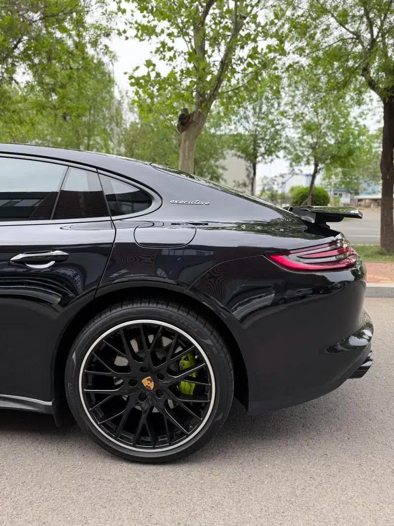 2017 Panamera E-Hybrid, Panamera 4 E-Hybrid Executive Long Wheelbase 2.9T — миниатюра 9
