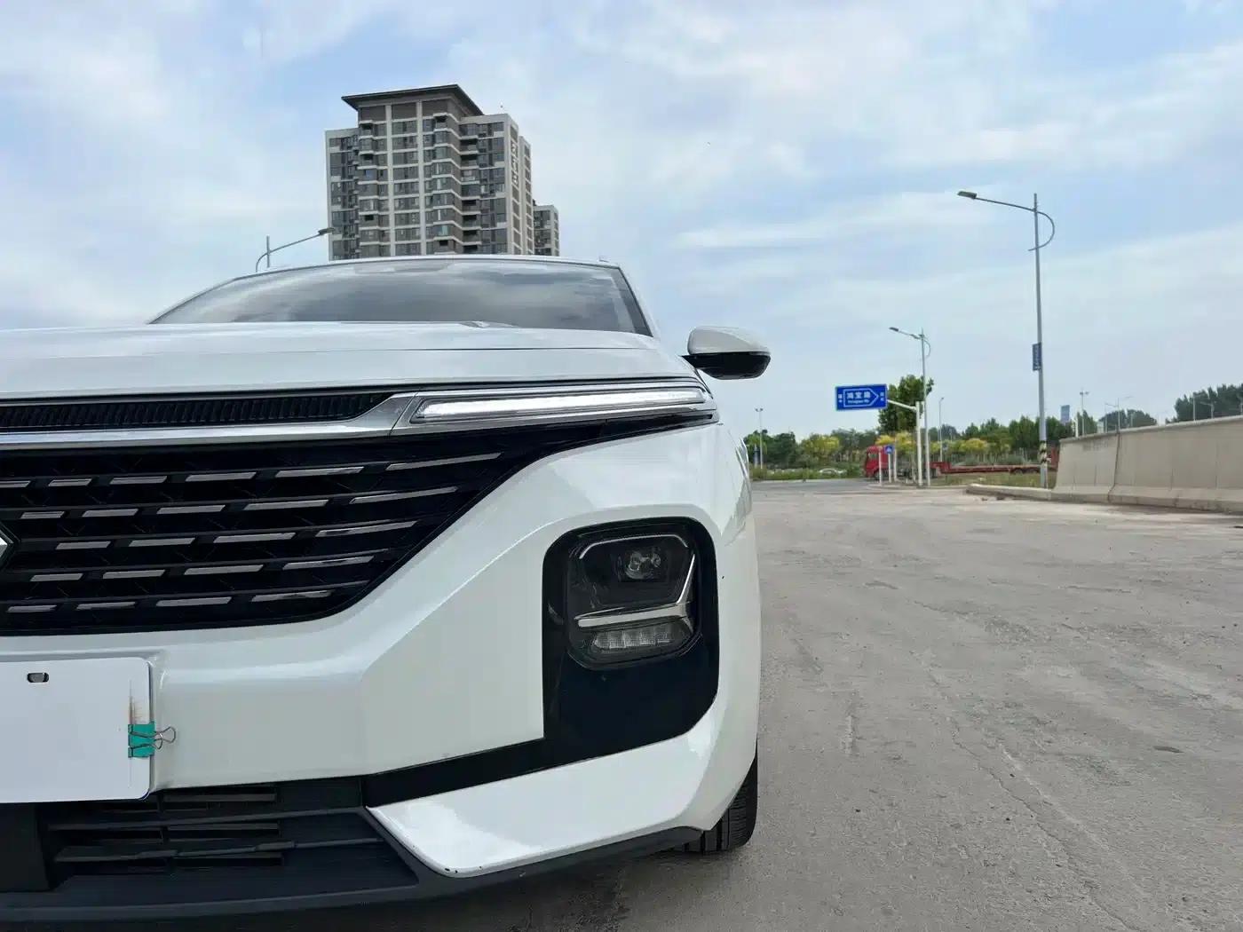 Baojun Valli 2021 1.5T Nagqu Fanxing CVT Flagship Edition — миниатюра 19