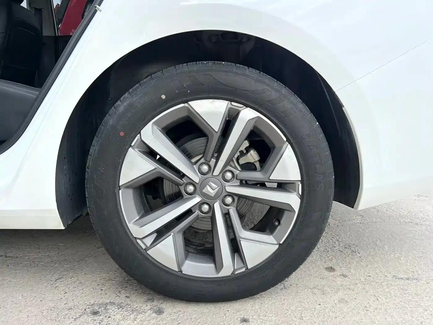 Baojun Valli 2021 1.5T Nagqu Fanxing CVT Flagship Edition — миниатюра 21