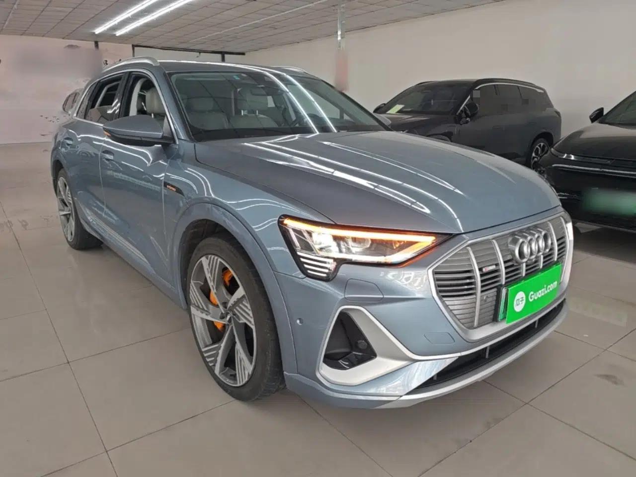 Audi e-tron 2021 50 quattro Prestige Edition — миниатюра 3