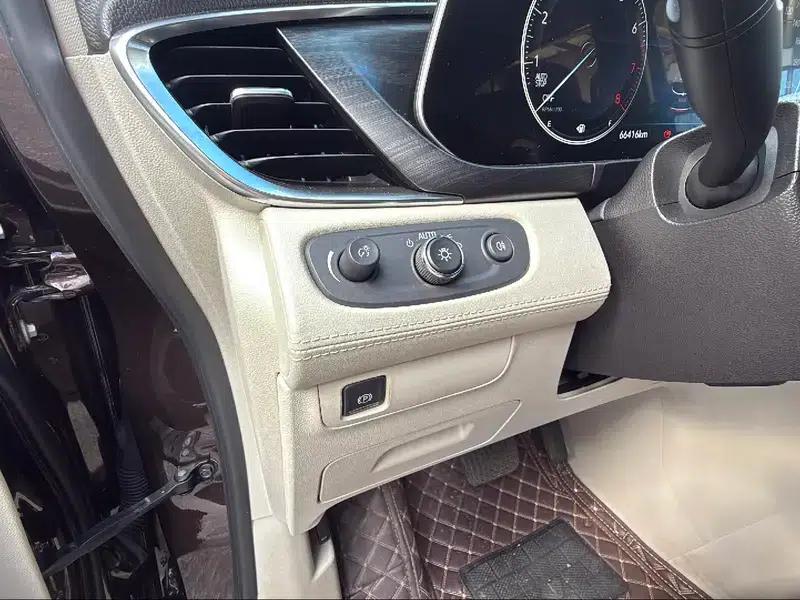 Buick GL8 2021 ES Avantgarde 653T Comfort — миниатюра 13
