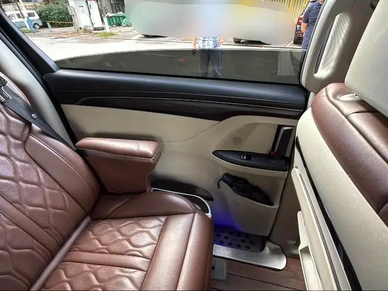 Buick GL8 2021 ES Avantgarde 653T Comfort — миниатюра 17