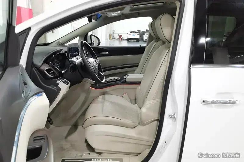 Buick GL8 2022 Land Business Class 652T Premium — миниатюра 17