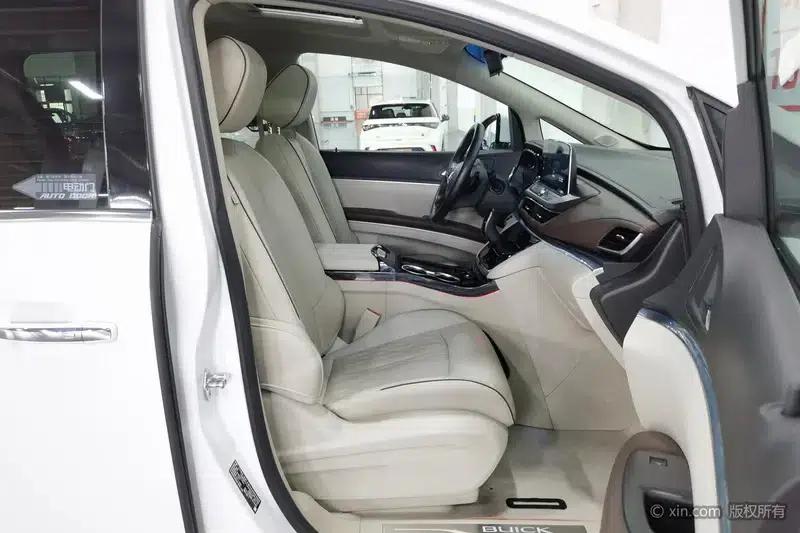 Buick GL8 2022 Land Business Class 652T Premium — миниатюра 24