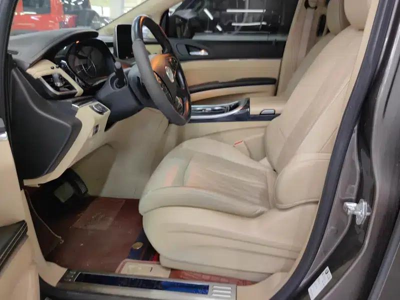Buick GL8 2022 Facelift Land Business Class 652T Luxury Edition — миниатюра 12