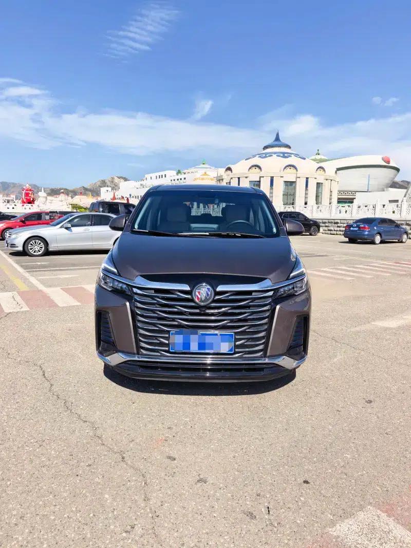 Buick GL8 2022 Facelift Land Business Class 2.0T Smart Edition — миниатюра 2